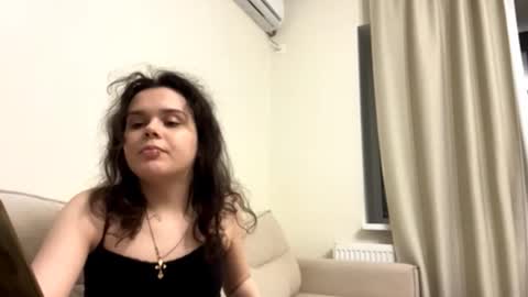 adrianemenoni online show from 11.18.25