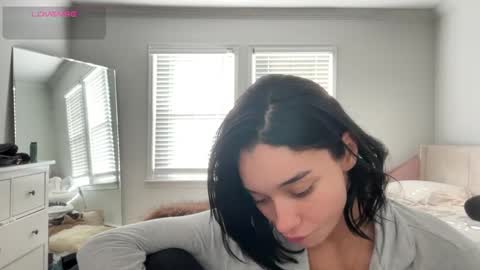 Snapshot of adriannarodriguez chatting on 11.04.25 Adrianna online show from 11.04.25