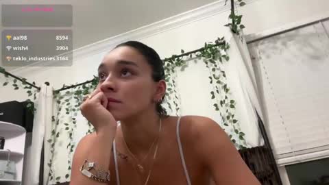 Adrianna  online show from 05.06.26
