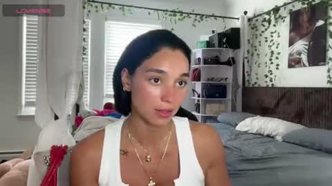 Snapshot of adriannarodriguez chatting on 06.09.26 Adrianna online show from 06.09.26