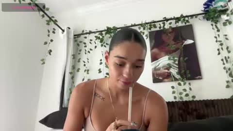 Snapshot of adriannarodriguez chatting on 06.30.26 Adrianna online show from 06.30.26
