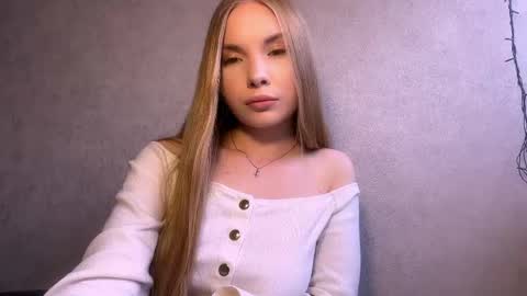 Caroline online show from 05.16.26