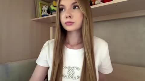 Caroline online show from 07.03.26