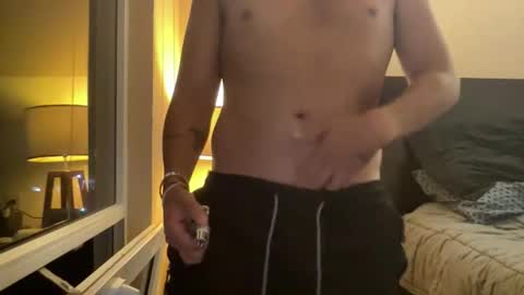 adriannn222 online show from 04.14.26