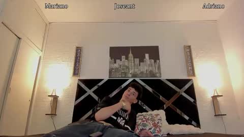 Adrian online show from 10.11.25