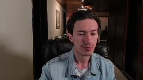 Snapshot of adrianwilliams_ chatting on 11.05.25 Adrian Williams online show from 11.05.25