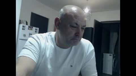 BEST LOVER online show from 04.24.26