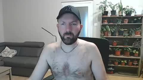 Snapshot of adultwebcamdatabase chatting on 11.11.25 Felix84 online show from 11.11.25