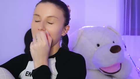 Aelia online show from 02.25.26