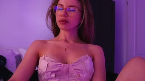 Snapshot of aelia_anara chatting on 06.15.26 Aelia online show from 06.15.26