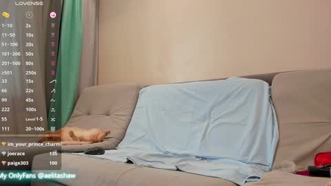 Snapshot of aelitashaw chatting on 01.17.25 Aelita online show from 01.17.25