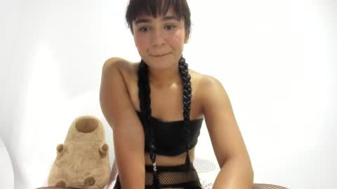 Pau  online show from 07.25.26