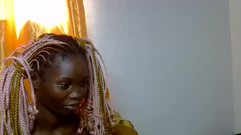 Snapshot of afri_kanaslim chatting on 10.12.25 afri kanaslim online show from 10.12.25