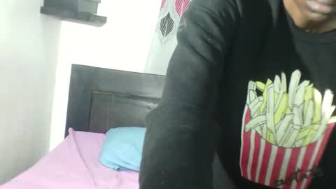 Mia  Friends online show from 03.04.26