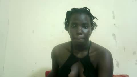 Snapshot of african_goddess22 chatting on 05.01.26 african_goddess22 online show from 05.01.26