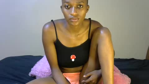 Snapshot of african_hottest chatting on 03.03.25 african_hottest online show from 03.03.25