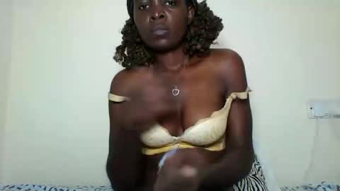 Yvonne online show from 07.27.26