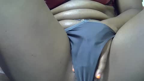 Snapshot of africanngirl chatting on 12.22.24 africanngirl online show from 12.22.24