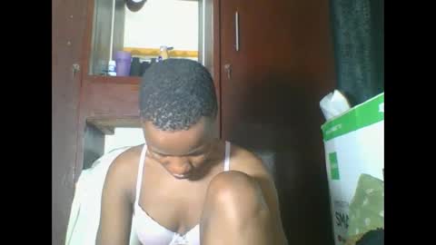 Snapshot of africanprincess24 chatting on 04.17.26 PHOEBE online show from 04.17.26