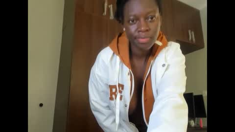 Leah online show from 02.22.25