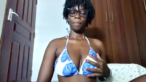 Leah online show from 04.24.26