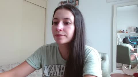 afrodithaa_ online show from 04.10.26