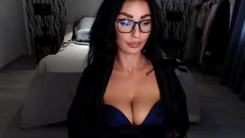 Afro online show from 11.03.25