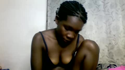 pink  and josphen online show from 02.02.25