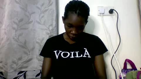 pink  and josphen online show from 02.10.25