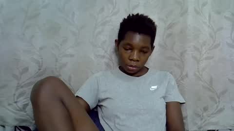 pink  and josphen online show from 03.03.25