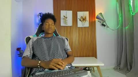 afrowayuu online show from 05.22.26