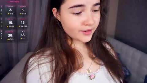 Lana  1800 - 0330 UTC   Mia 0700- 1630 UTC online show from 10.08.25