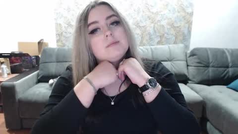 Snapshot of agatasweeti chatting on 12.23.24 Agata online show from 12.23.24