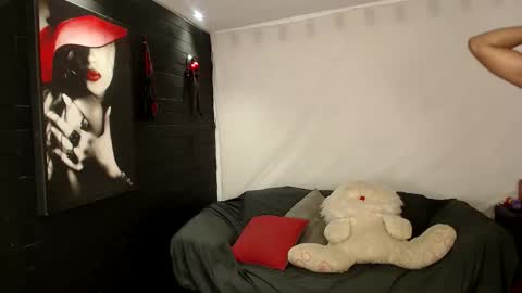 CAROLINA online show from 02.11.26