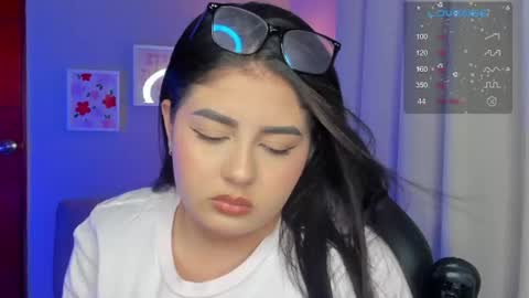 Snapshot of agatha_riccie chatting on 07.27.26 Cat online show from 07.27.26