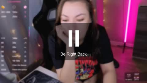 Snapshot of agatha_richter chatting on 11.21.25 Agatha online show from 11.21.25