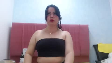 Snapshot of agathacorlincm101 chatting on 11.04.25 agathacorlincm101 online show from 11.04.25