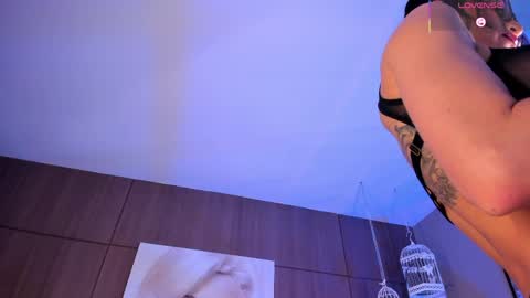    online show from 04.10.26