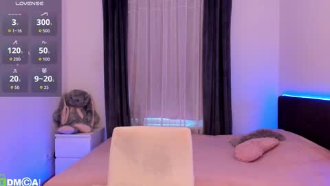 Polly online show from 03.05.26