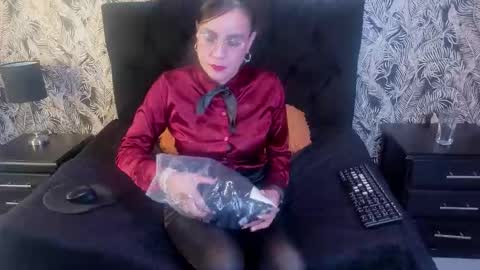 Aghata Moon online show from 03.25.26