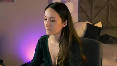 Agnes online show from 06.07.26