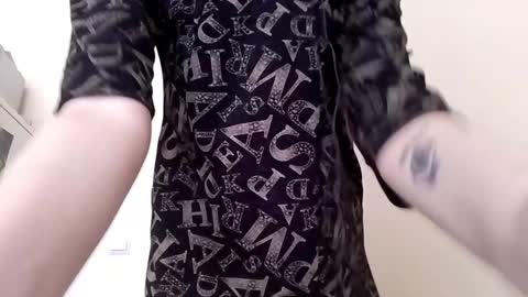 Monica online show from 11.26.25