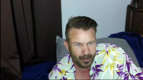 Blue Eyed Handsome Man online show from 07.14.26