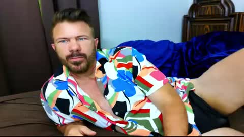 Blue Eyed Handsome Man online show from 07.26.26