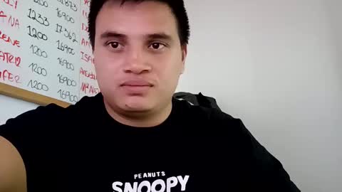 Snapshot of ahntony__69 chatting on 10.22.25 ahntony 69 online show from 10.22.25