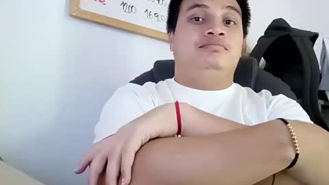 Snapshot of ahntony__69 chatting on 01.13.26 ahntony 69 online show from 01.13.26