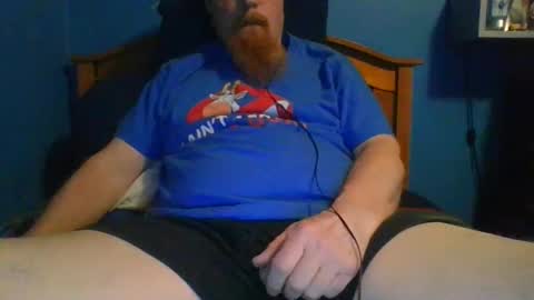 Snapshot of ahrnycumtoy chatting on 04.01.26 hrnycummer online show from 04.01.26