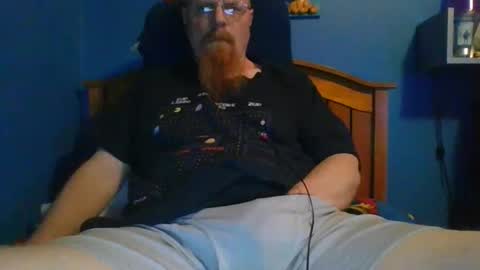 Snapshot of ahrnycumtoy chatting on 04.12.26 hrnycummer online show from 04.12.26