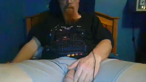 Snapshot of ahrnycumtoy chatting on 04.13.26 hrnycummer online show from 04.13.26