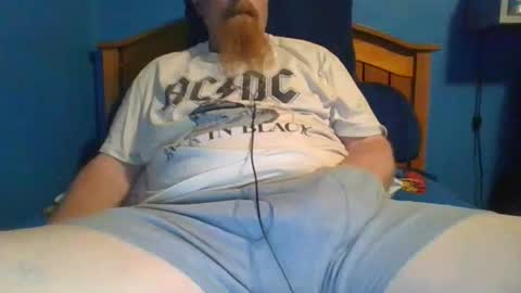 Snapshot of ahrnycumtoy chatting on 06.08.26 hrnycummer online show from 06.08.26